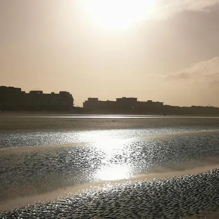 Marjolaine Zeezicht - Nieuwpoort-bad Met Gratis Garagebox * ニーウポールト