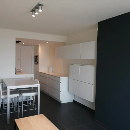 Marjolaine Zeezicht - Nieuwpoort-bad Met Gratis Garagebox Apartment Nieuwpoort